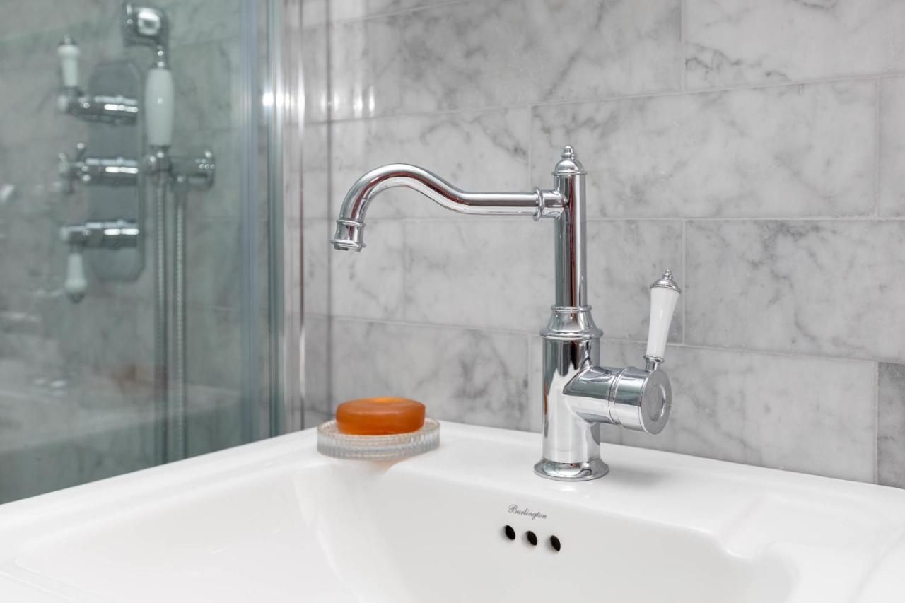 Stylish 2 Bedroom Apartment Near Oxford Street ロンドン エクステリア 写真